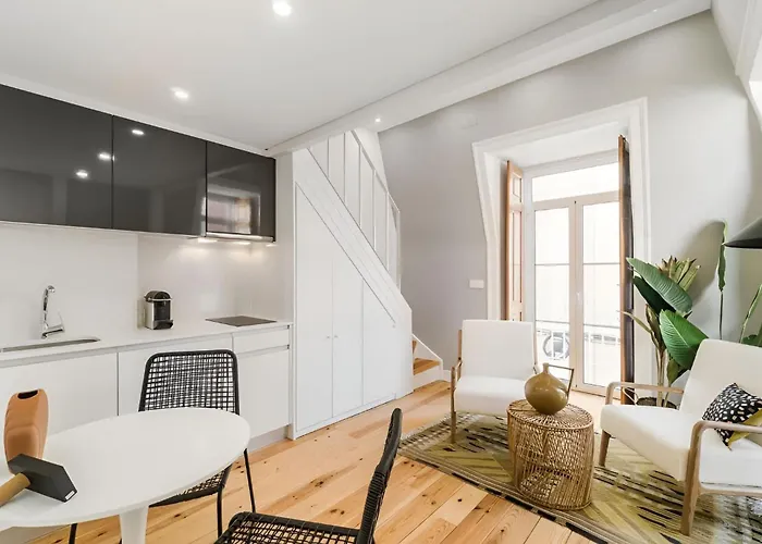 Cozy Retreat By The Center With Balcony * Lisboa