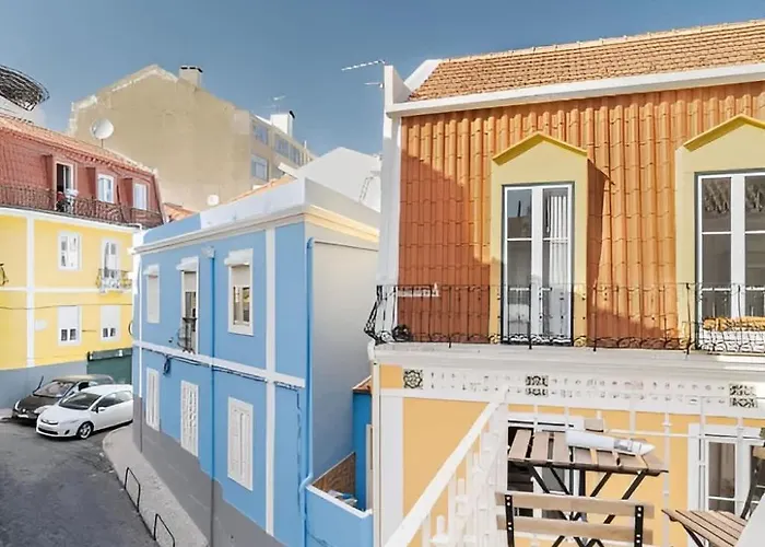 Cozy Retreat By The Center With Balcony * Lissabon